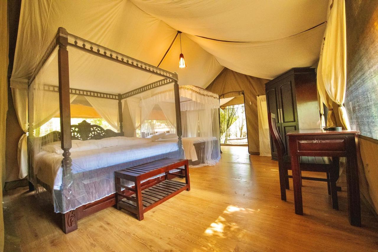 Lorian Safari Camp Limited Hotel Narok Exterior photo